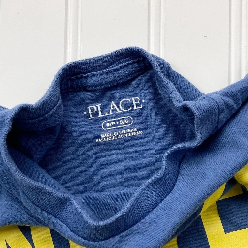 •The Children’s Place• graphic tee